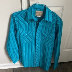 Pearl snap button down western Wrangler shirt.